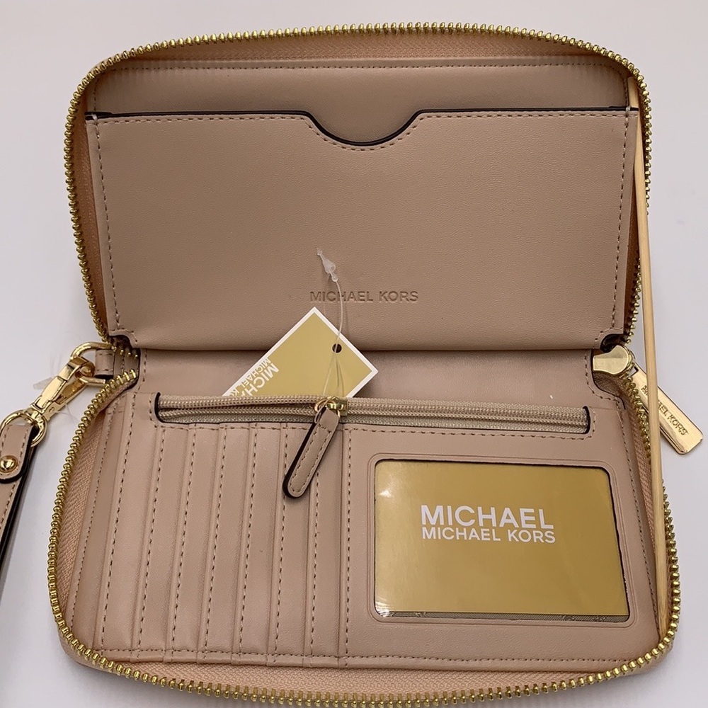 Michael Kors Jet Set Travel Large Multifunctional Phone Case Wristlet Wallet - Picture 2 of 14